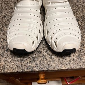 Crosskix water shoes size 12M